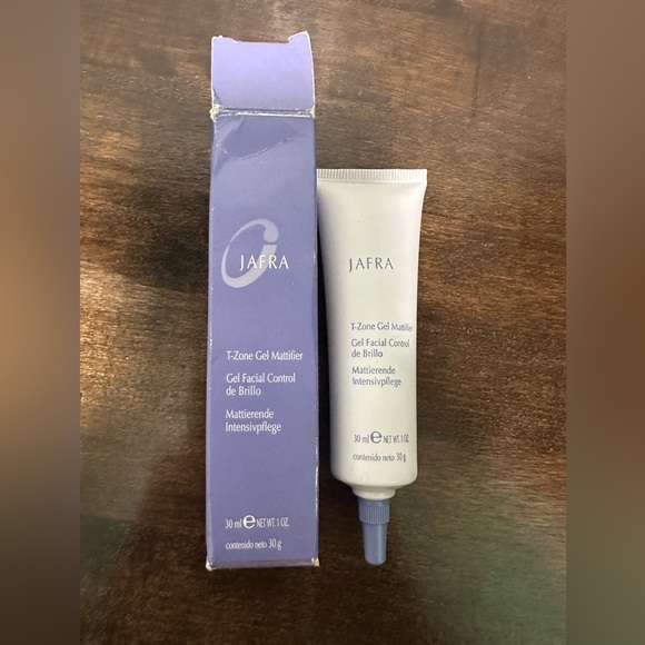 JAFRA Other - Jafra t-zone gel matifier. 1oz. New in box